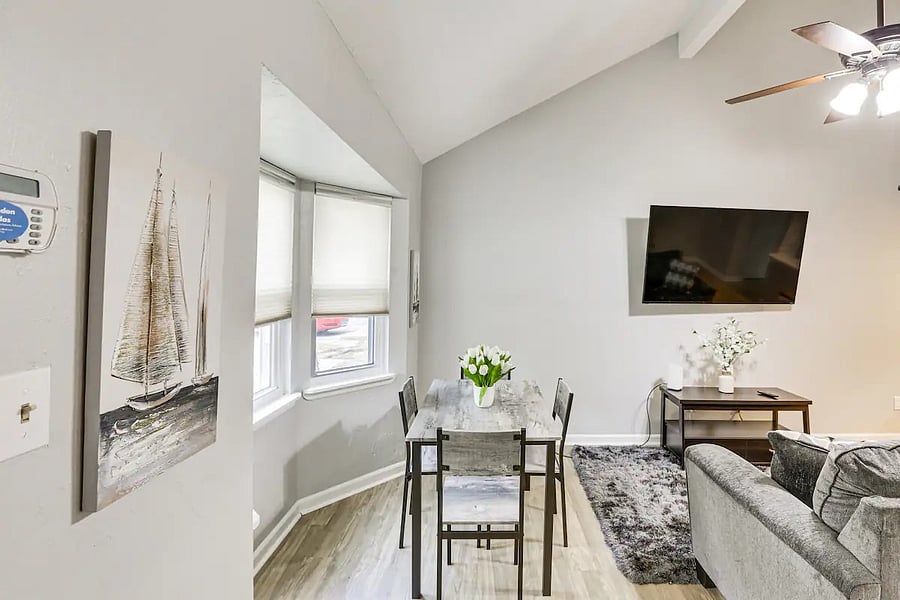 Furnished Finder property 677186_1 photo 3