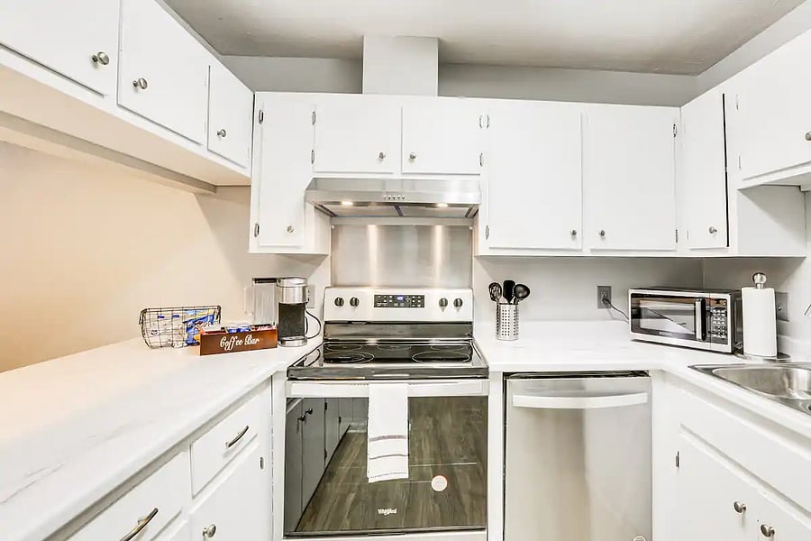 Furnished Finder property 677186_1 photo 8