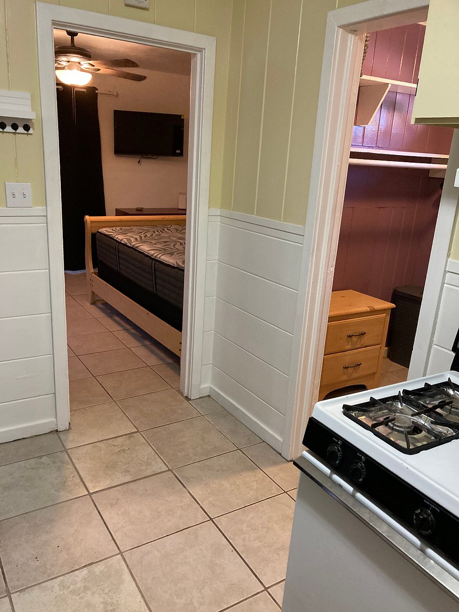 Furnished Finder property 677231_1 photo 9