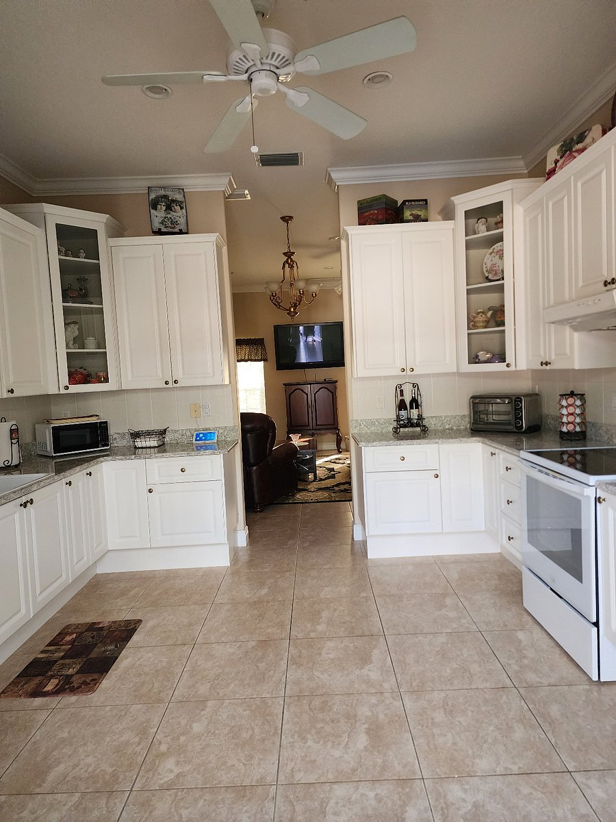 Furnished Finder property 677240_1 photo 6