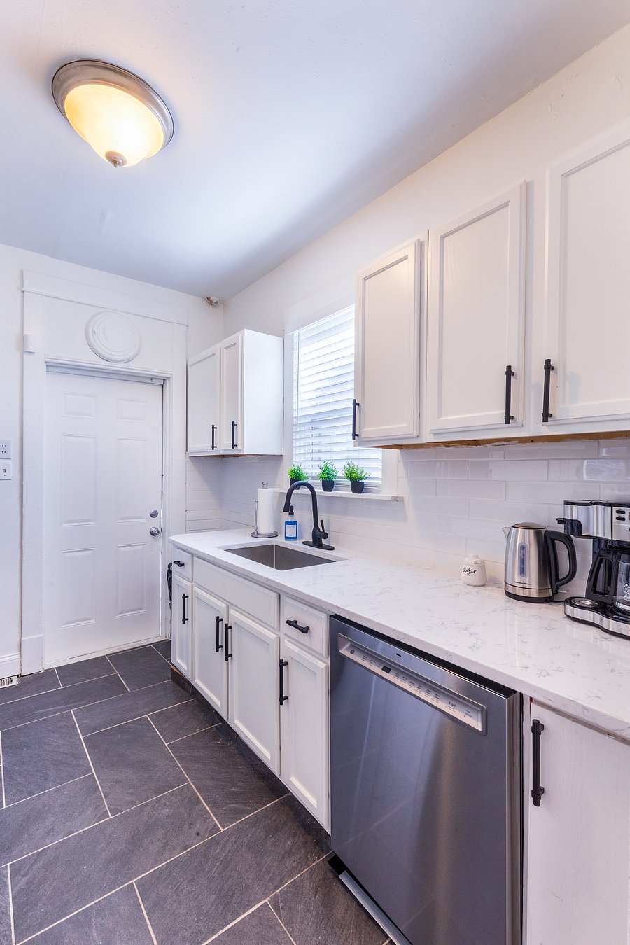 Furnished Finder property 677268_1 photo 6