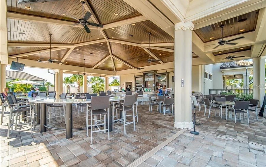 Tiki bar 