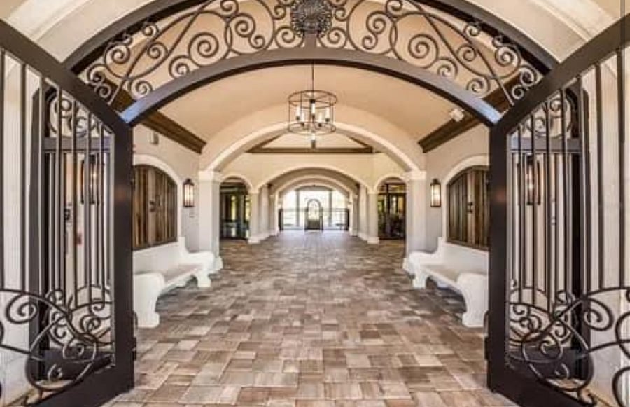 Main clubhouse entrance 