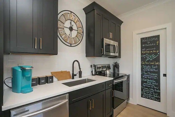 Furnished Finder property 677311_1 photo 3