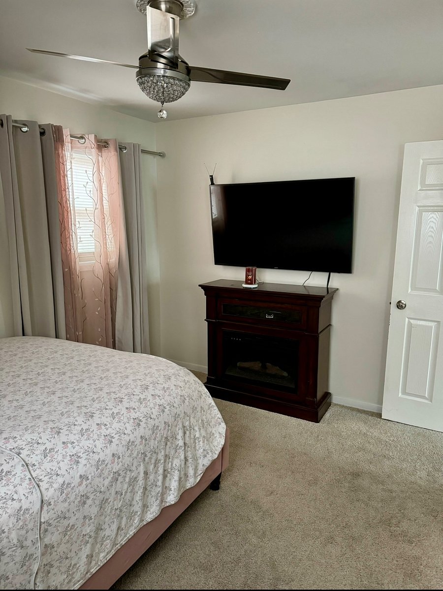 Bedroom 1: This room has a queen adjustable bed.