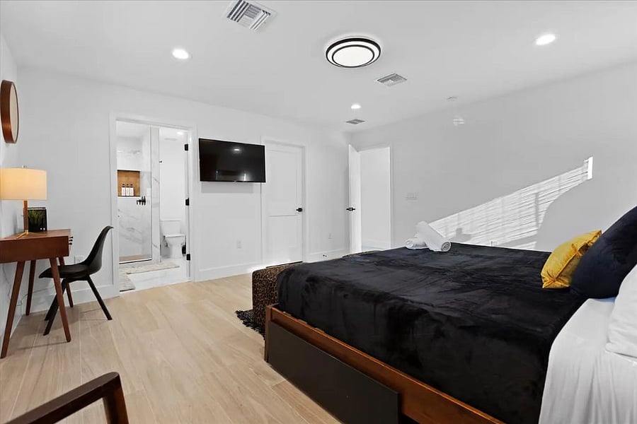Furnished Finder property 677405_1 photo 12
