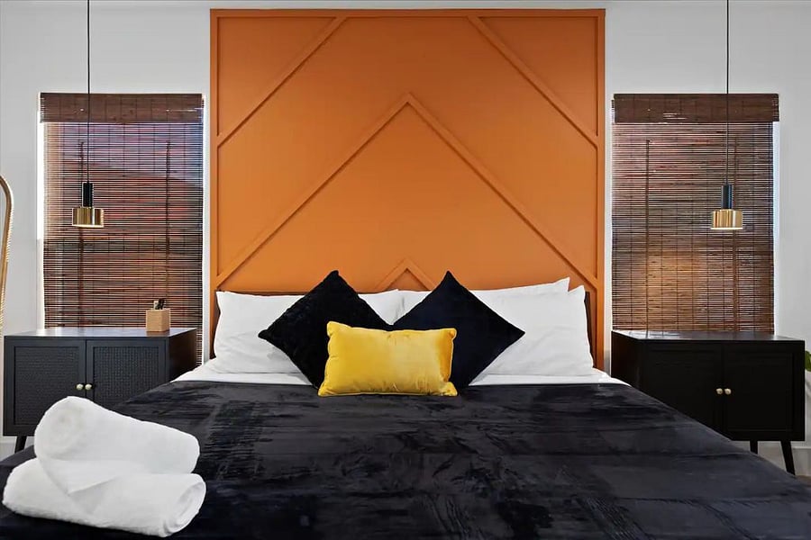 King Size Memory Bed!!