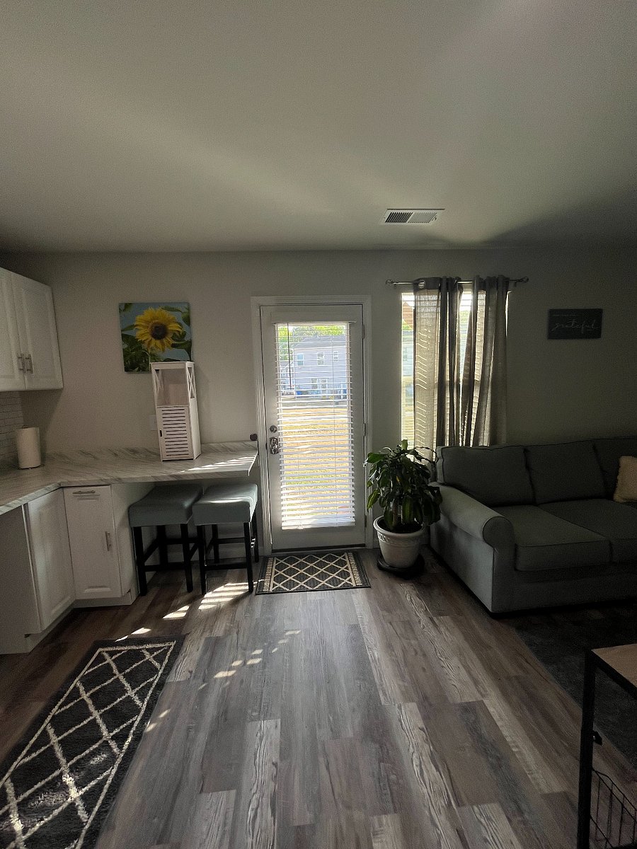 Furnished Finder property 677479_1 photo 3
