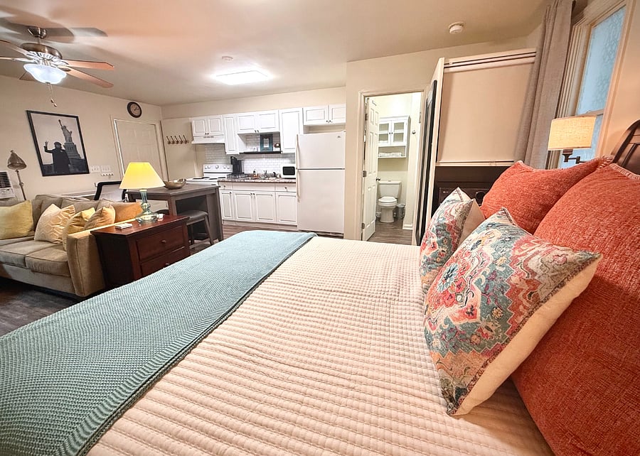 Furnished Finder property 677490_2 photo 1