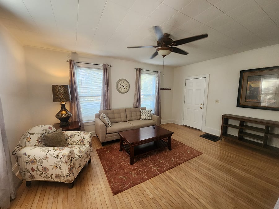 Furnished Finder property 677591_1 photo 1