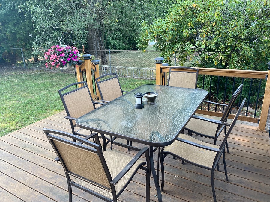 Backyard patio for you to enjoy