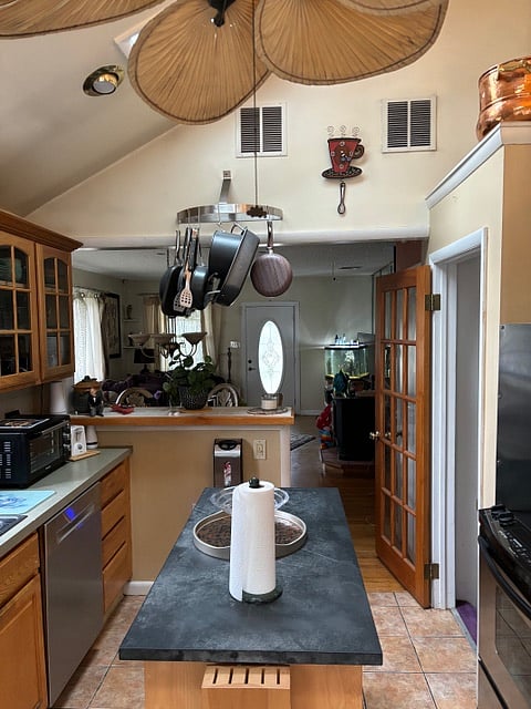 Furnished Finder property 677609_1 photo 21