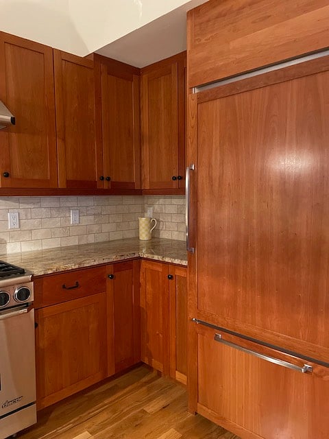 Built-in large, spacious refrigerator.