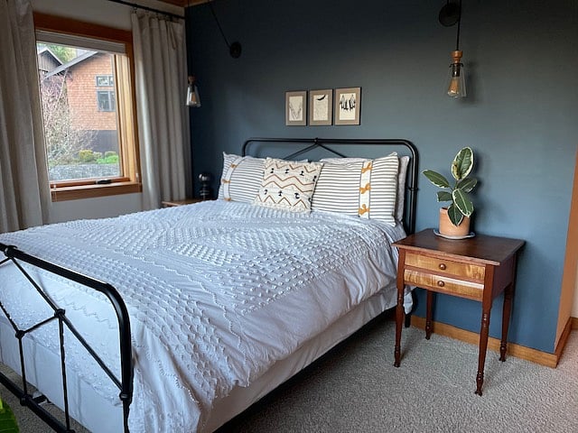 Bedroom with beautiful views and furniture
