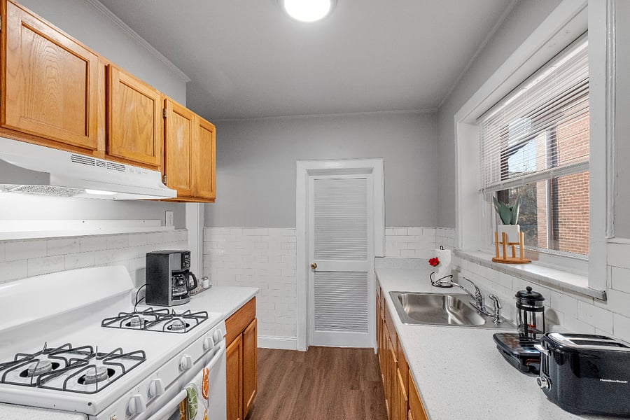 A bright, modern kitchen where style meets function, inspiring culinary creativity every day.