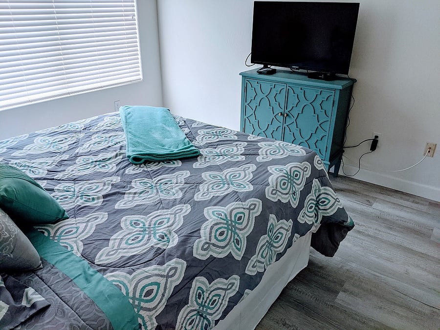 Guest bedroom with tv