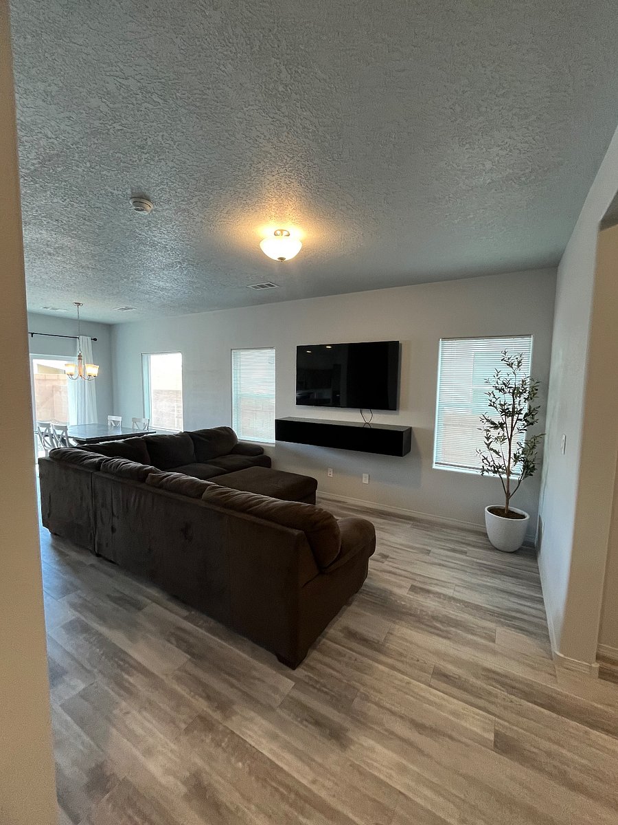 Furnished Finder property 677771_1 photo 3