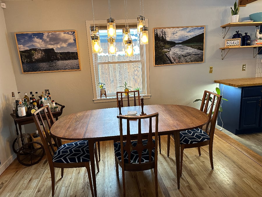 Dining room table