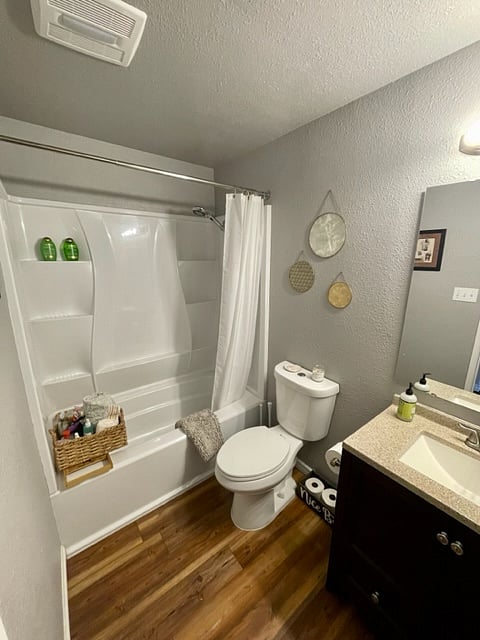 Bathroom for Bedroom #2 or community bathroom