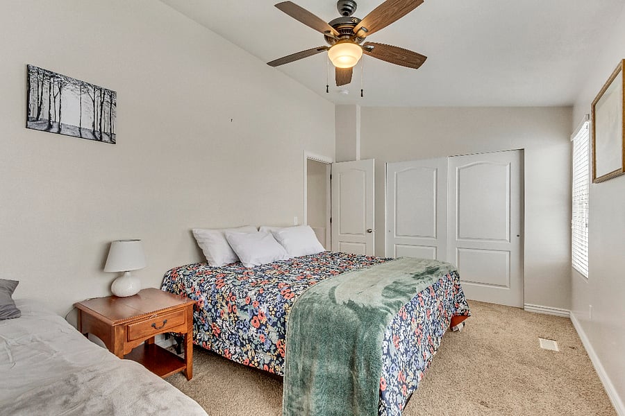 Guest Bedroom #1