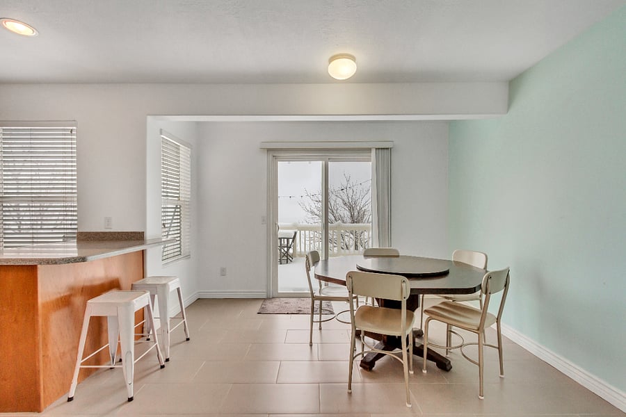 Kitchen/Dining