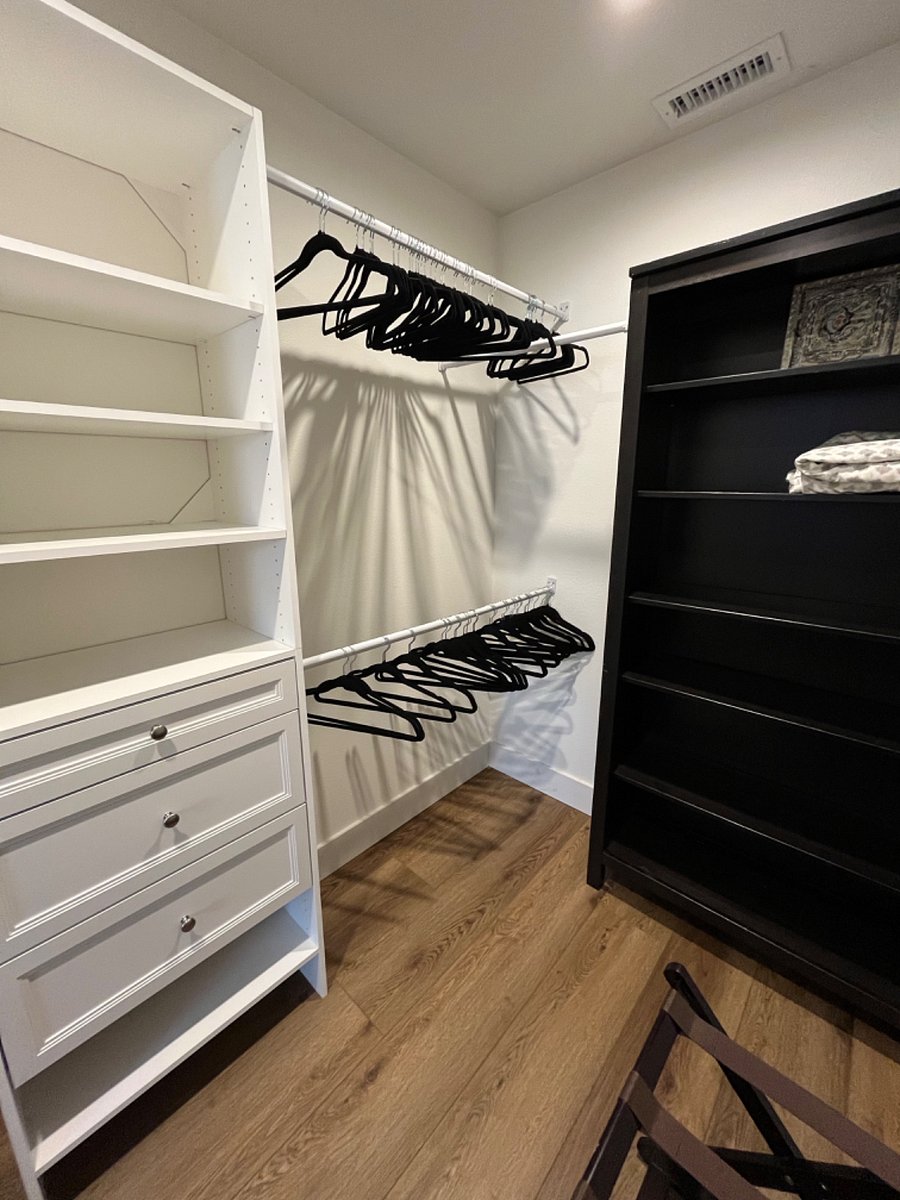 Furnished Finder property 677880_1 photo 25