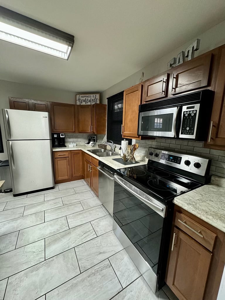 Furnished Finder property 677883_1 photo 7