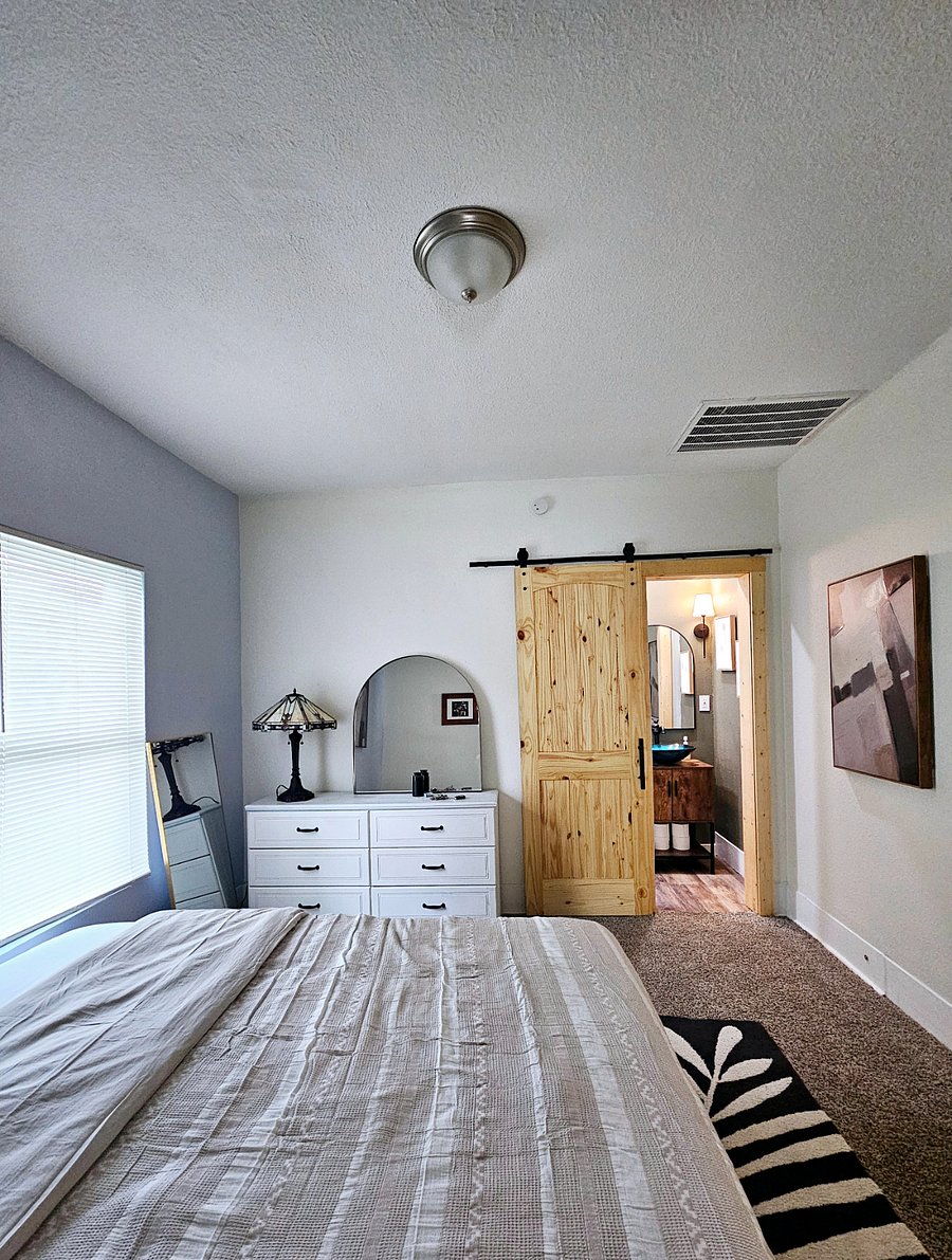 Furnished Finder property 677904_2 photo 6