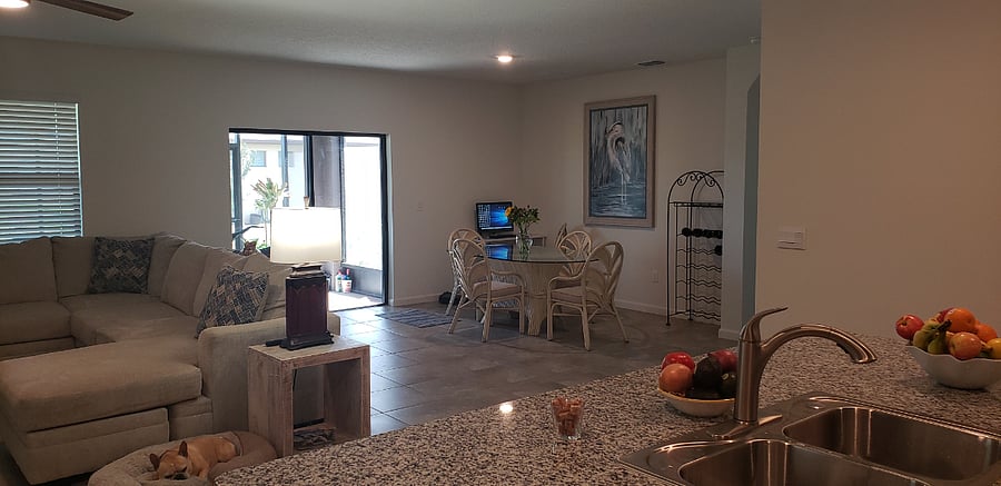 Furnished Finder property 677905_1 photo 4
