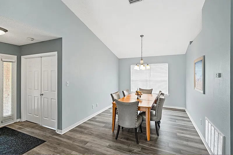 Furnished Finder property 677945_1 photo 8