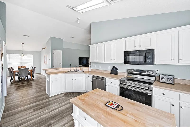 Furnished Finder property 677945_1 photo 5
