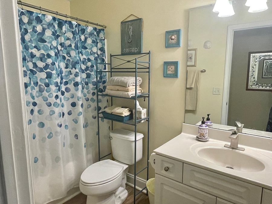 Guest bath