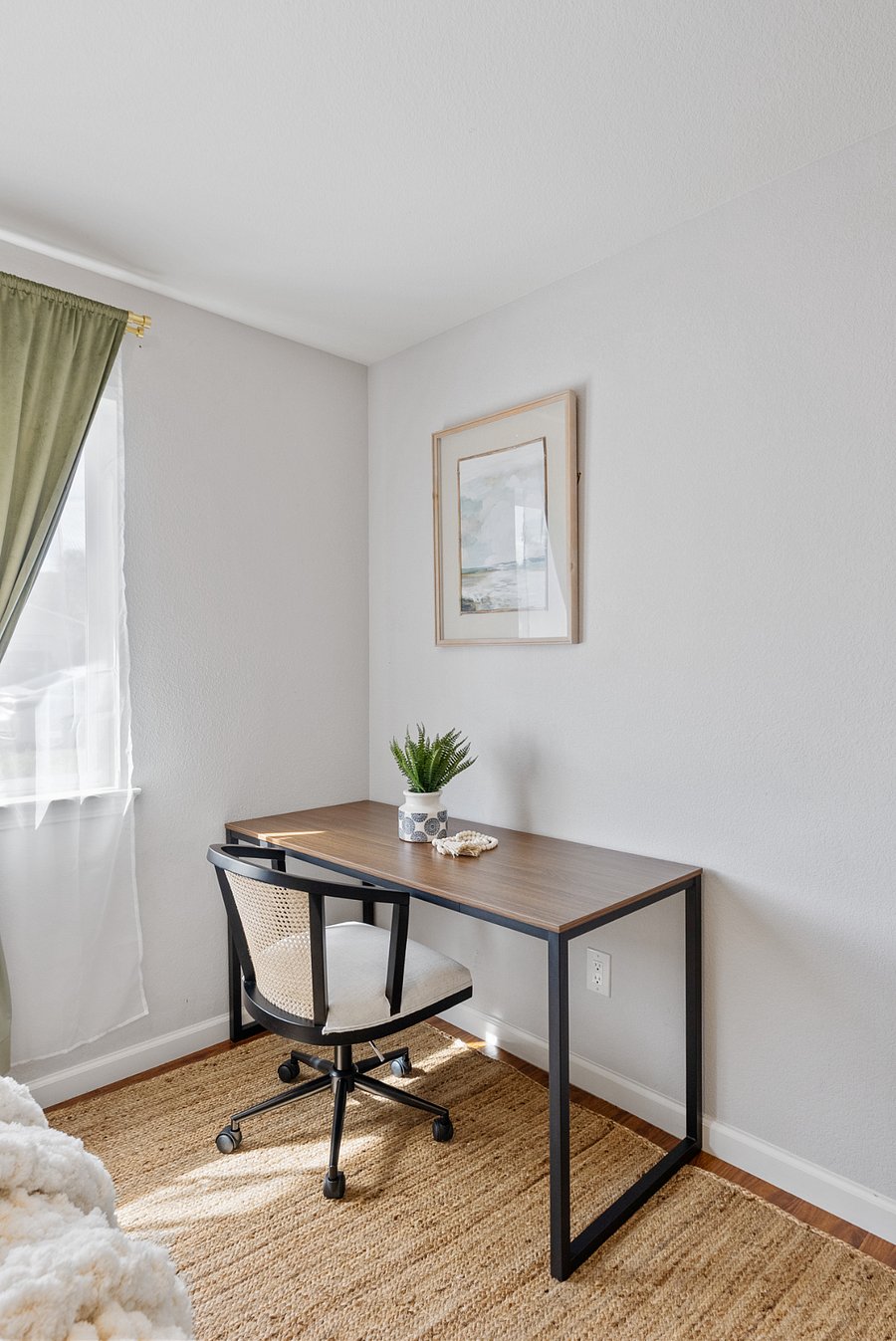 Furnished Finder property 678095_1 photo 14