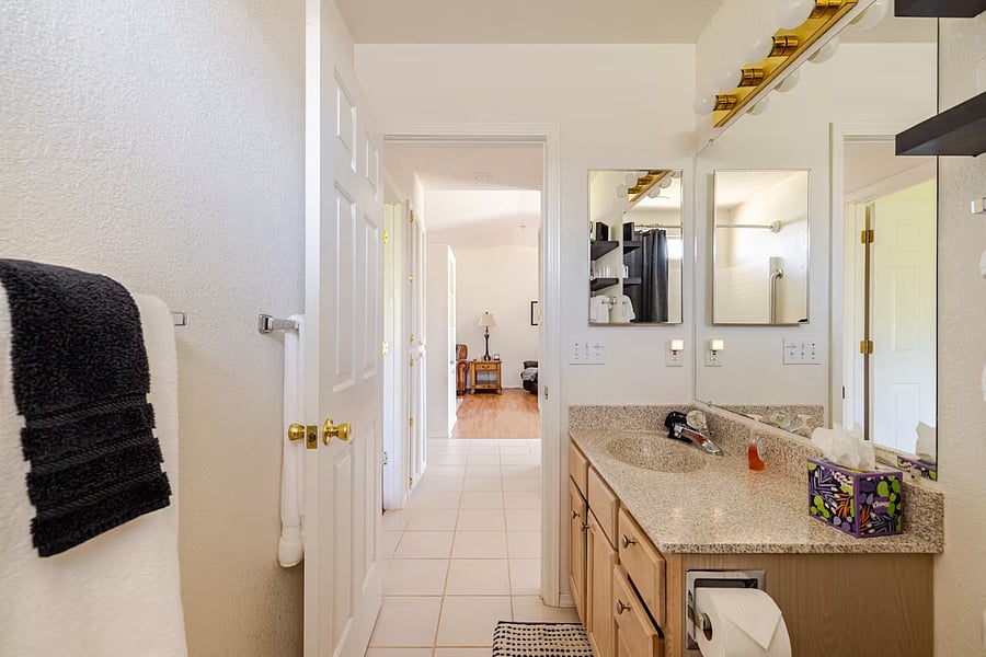 Furnished Finder property 678120_1 photo 22