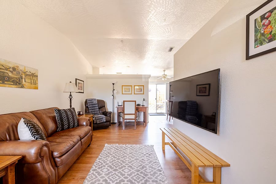 Furnished Finder property 678120_1 photo 2