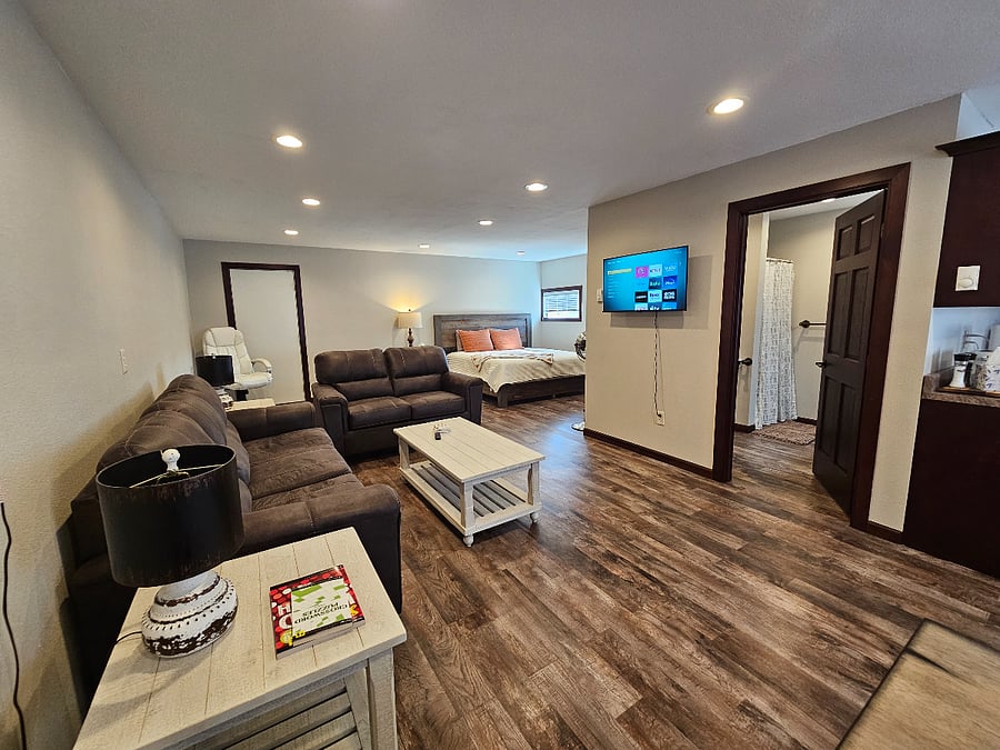 Furnished Finder property 678147_1 photo 2