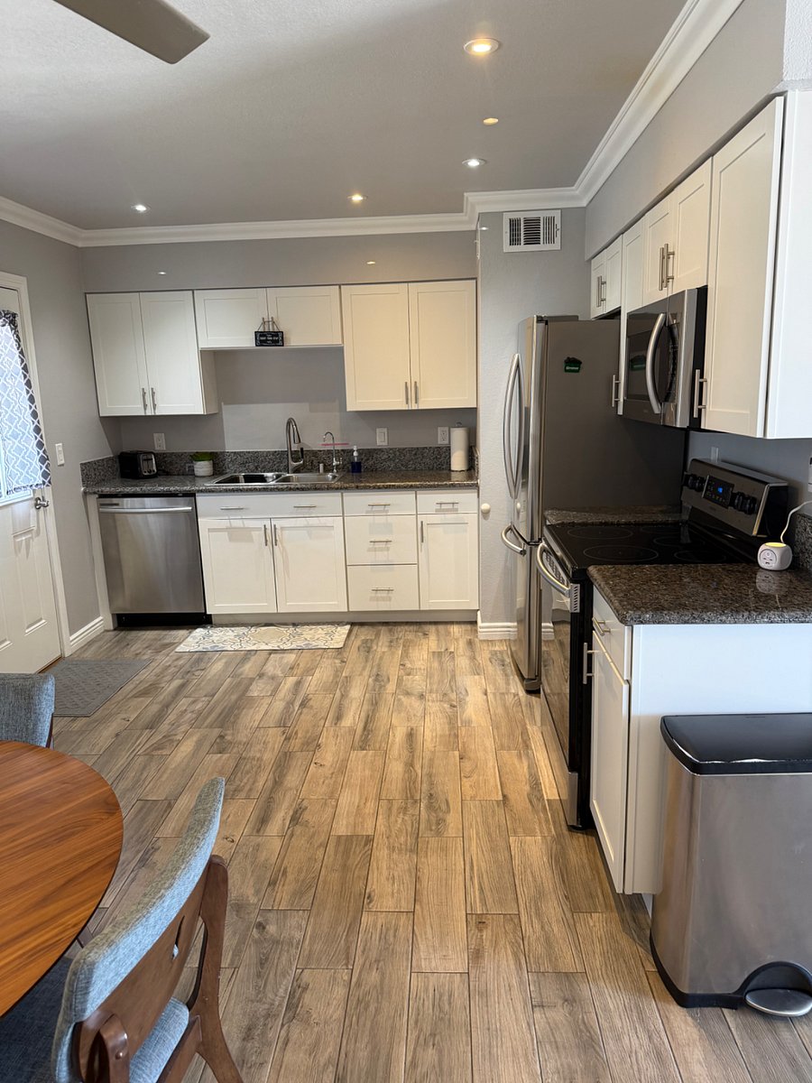 Furnished Finder property 678371_1 photo 3