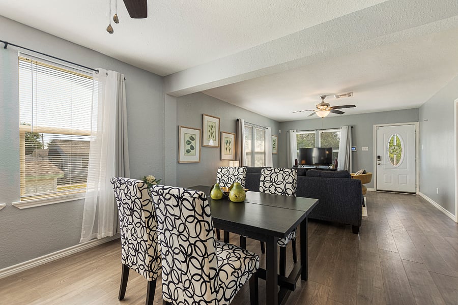 Furnished Finder property 678400_2 photo 11