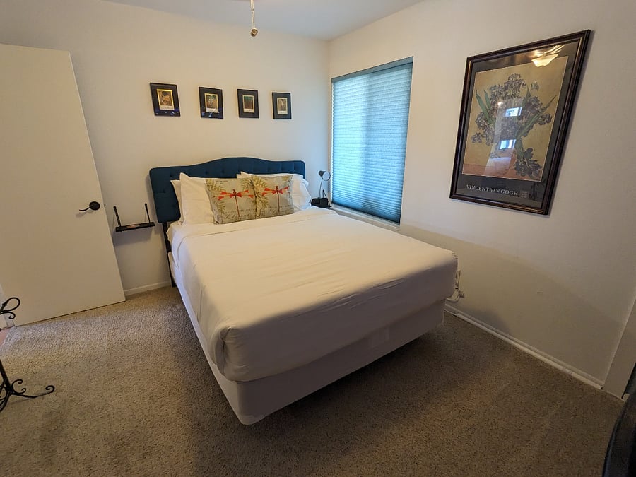 Bedroom #2. Queen bed.D