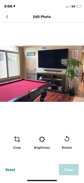 Entry pool table room + Smart TV.