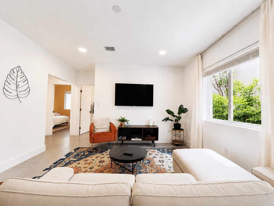 Furnished Finder property 678530_1 photo 3