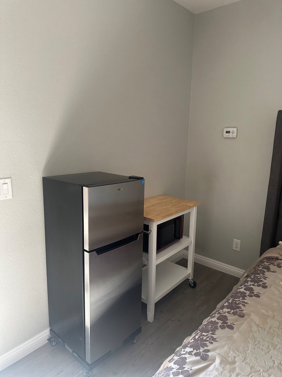Furnished Finder property 678568_1 photo 1