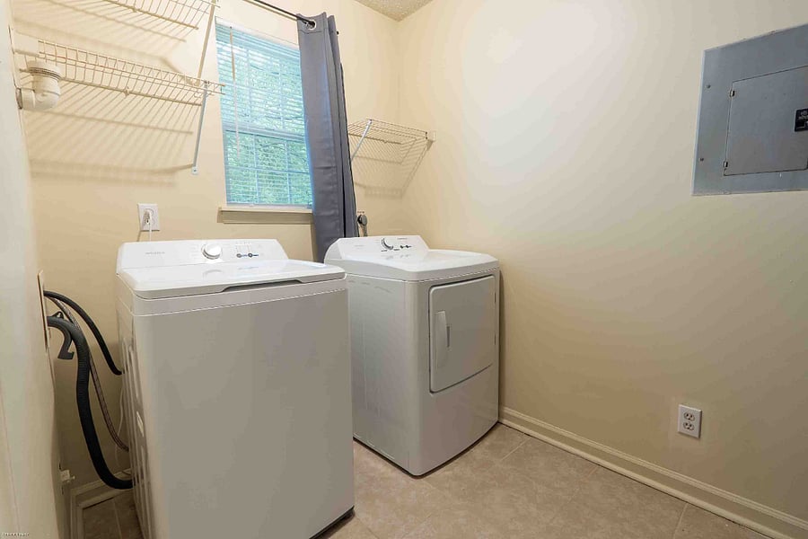 Furnished Finder property 678599_1 photo 14
