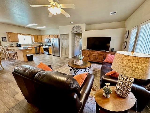 Furnished Finder property 678728_1 photo 5