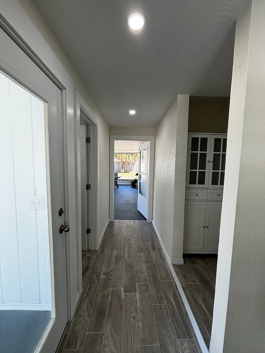 Furnished Finder property 678735_1 photo 30