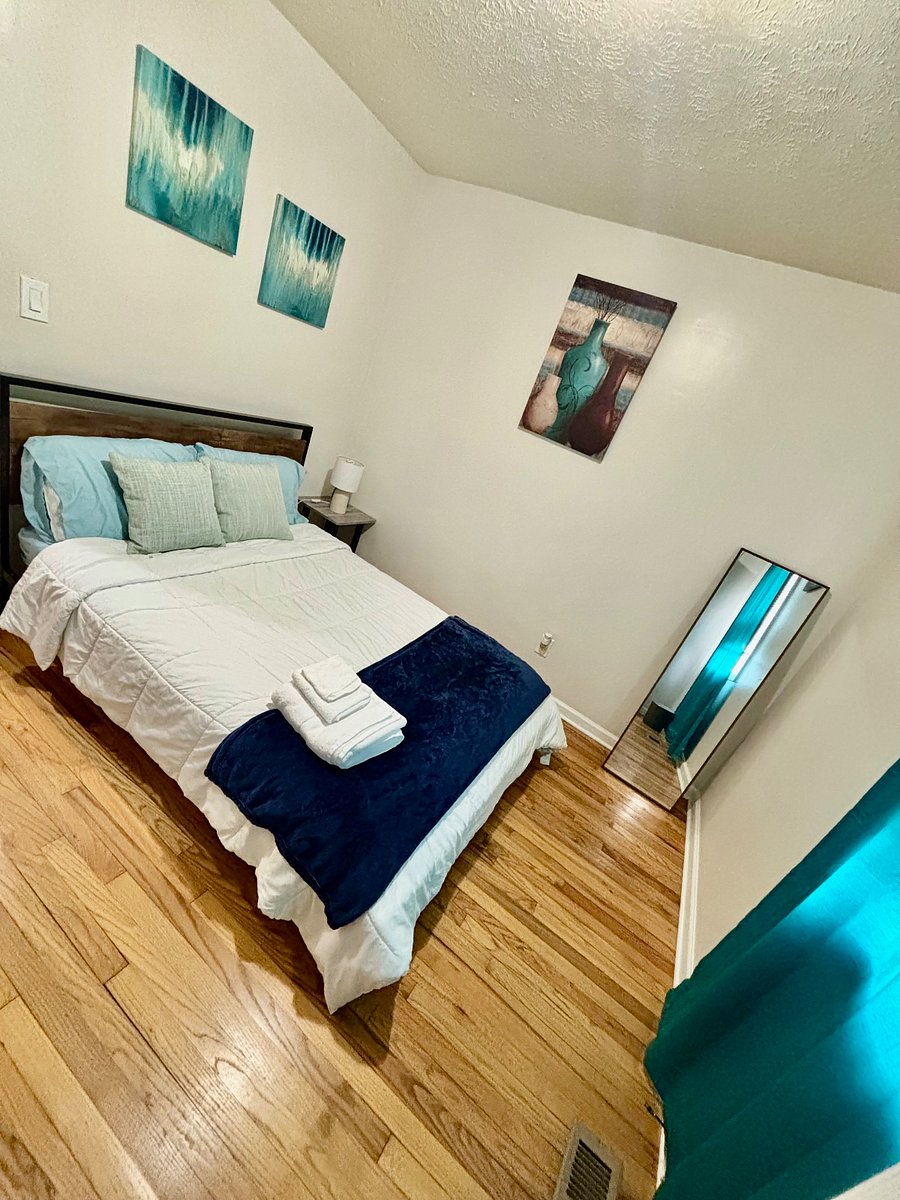 Full size bedroom, shared hall bathroom.