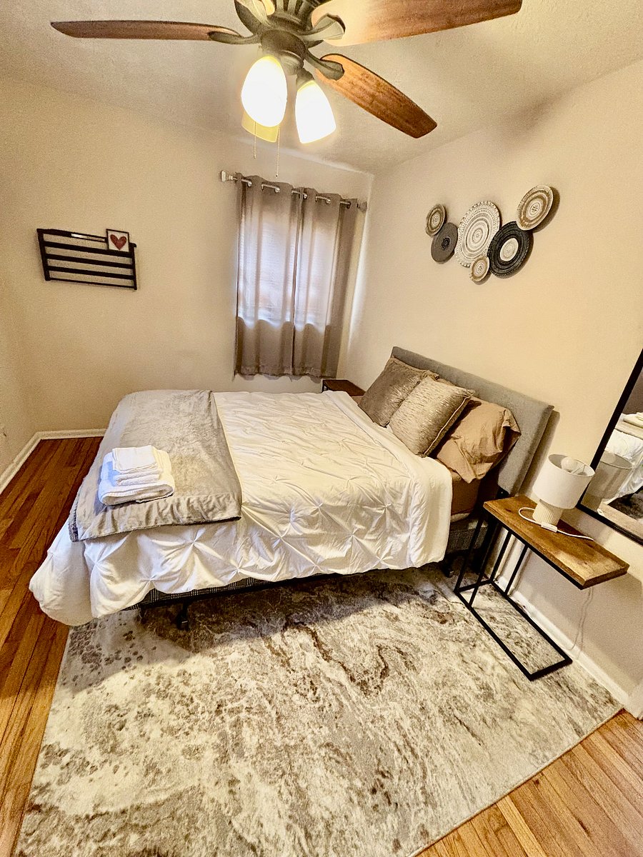 Full size bedroom, shared hall bathroom.