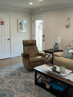Furnished Finder property 678792_1 photo 3