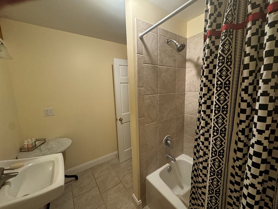 Bathroom for BR2