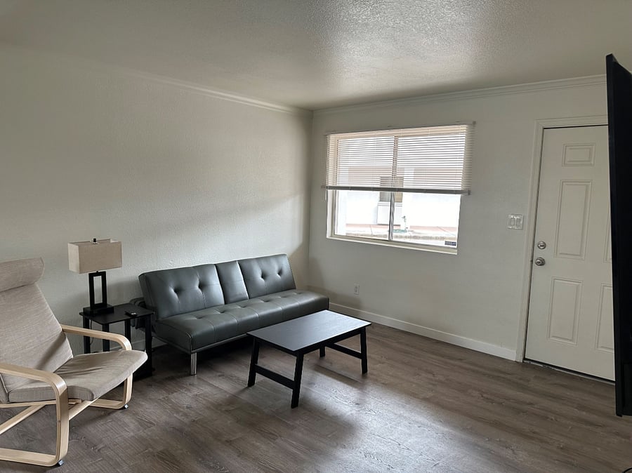 Furnished Finder property 678843_1 photo 4